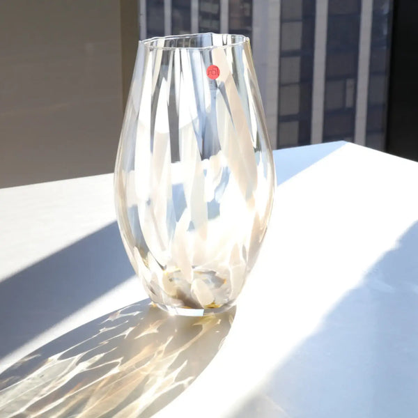 Aderia-Handmade-Elegant-Glass-Flower-Vase-Cloud-Pattern-215mm-2-2026-03-02T04:20:23.589Z.webp
