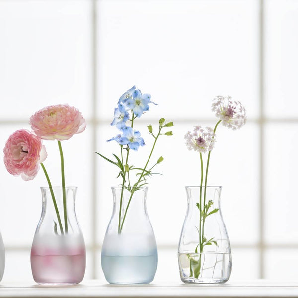 Aderia-Tebineri-Small-Glass-Flower-Vase-Frosted-Pink-Finish-129mm-2-2025-09-08T08:00:17.835Z.jpg