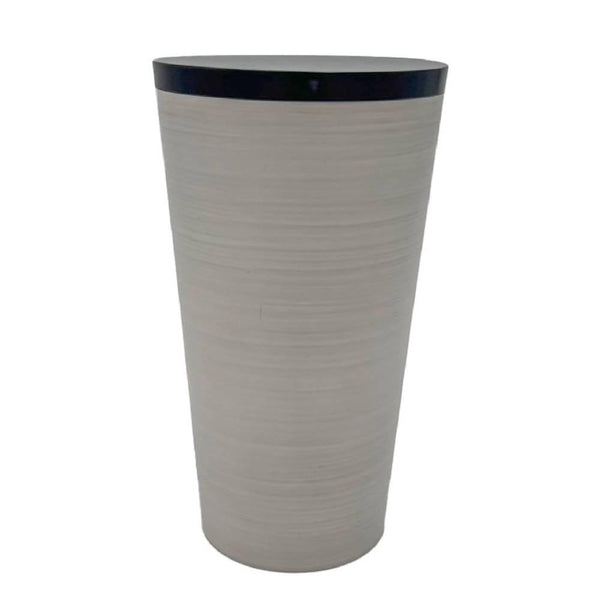 Antibacterial-Small-Trash-Bin-Gray-Minimalist-Japanese-Style-1-4L-1-2025-09-29T03:21:26.186Z.jpg