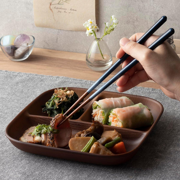 Aoba-Dishwasher-Safe-Wooden-Chopsticks-Ocean-Blue-23cm-4-2025-06-21T03:18:49.832Z.jpg