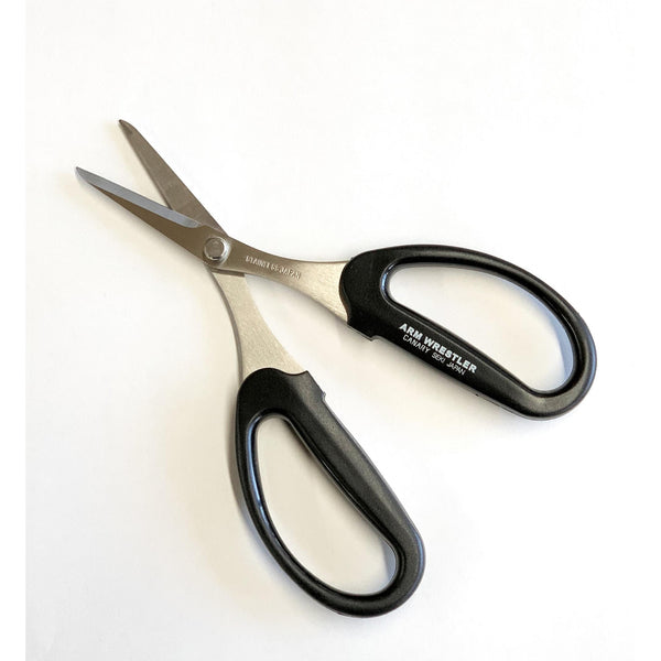 Canary-Arm-Wrestler-Multi-Purpose-Short-Blade-Heavy-Duty-Scissors-3-2025-04-25T06:18:48.331Z.jpg