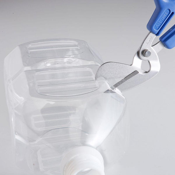 Canary-Plastic-Bottle-Cutting-Scissors-For-Craft-and-Recycling-2-2025-04-25T04:44:59.538Z.jpg