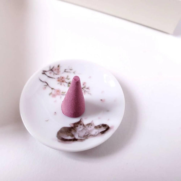 Cherry-Blossom-Scent-Incense-Cones-Set-With-Burner-10-Cones-3-2025-12-01T04:40:26.462Z.jpg