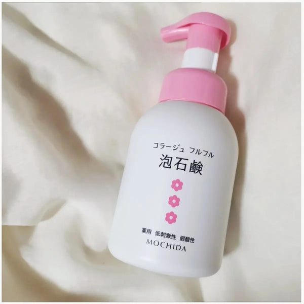 Collage-Furfur-Foaming-Soap-Hypoallergenic-Feminine-Wash-300ml-2-2024-02-14T01:24:53.353Z.webp
