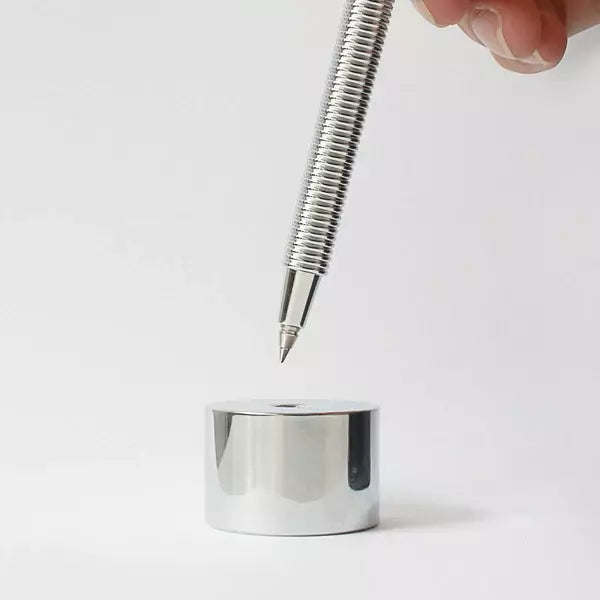 Delight-Labo-Igarashi-Takenobu-Standing-Ballpoint-Pen-Silver-3-2025-06-29T12:56:59.263Z.webp