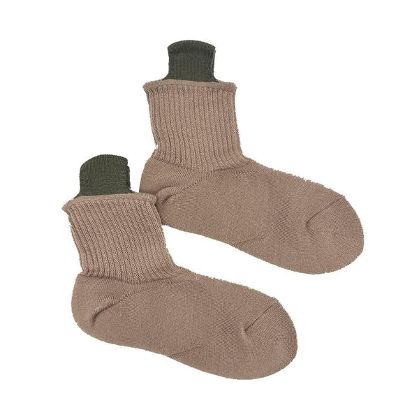 Easy-to-Wear-and-Remove-Warm-Crew-Socks-Gray-and-Brown-2-Pairs-5-2025-11-10T01:23:46.042Z.jpg