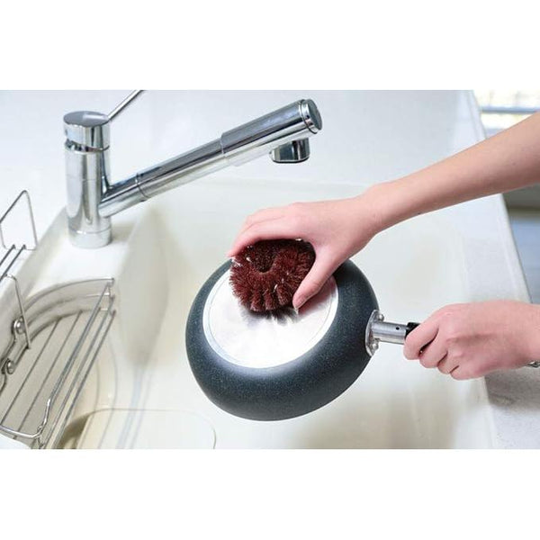 Fujisho-Copper-Antibacterial-Tawashi-Non-Scratch-Scrubber-4-2025-05-19T05:45:53.023Z.jpg