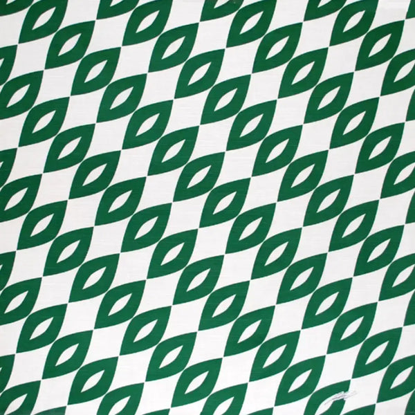 Furoshiki-Green-and-White-Pattern-Designed-Cotton-Wrapping-Cloth-90cm-1-2026-04-15T06:37:07.646Z.webp