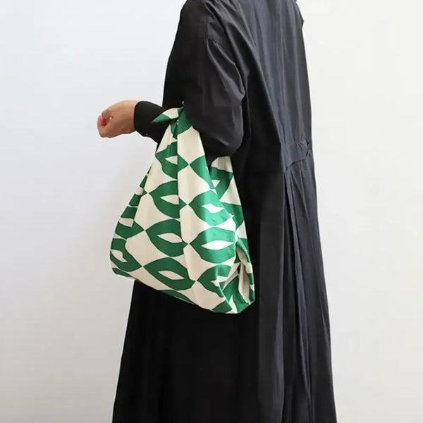 Furoshiki-Green-and-White-Pattern-Designed-Cotton-Wrapping-Cloth-90cm-3-2026-04-15T06:37:07.647Z.webp