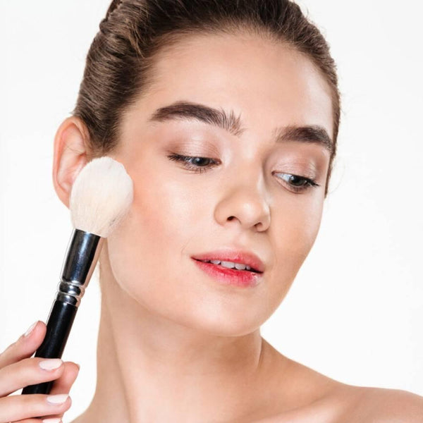 Hakuhodo-Japanese-Makeup-Brush-for-Cheek-Makeup-J110-4-2025-08-27T06:33:25.109Z.jpg