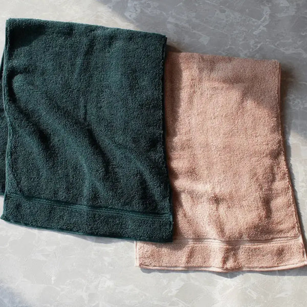Hyaku-Imabari-100%-Cotton-Face-Towel-Soft-and-Fast-Absorbent-34x80cm-3-2026-05-12T08:15:55.059Z.webp