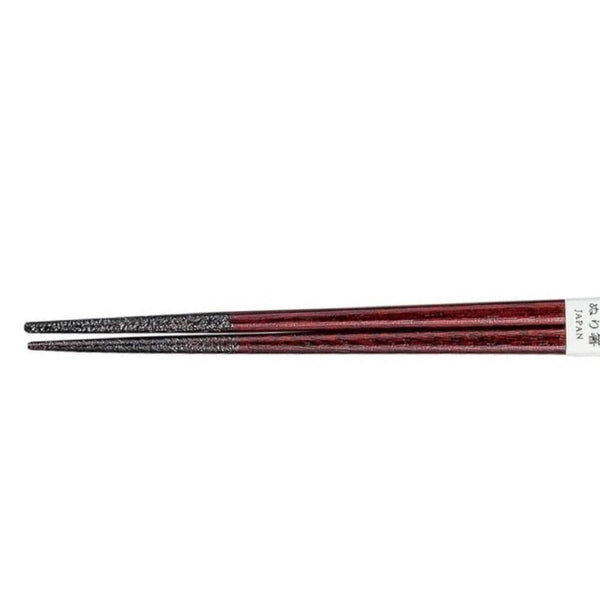 Isuke-Lacquered-Wooden-Japanese-Chopsticks-Vermilion-Red-3-2025-09-01T07:05:55.897Z.jpg