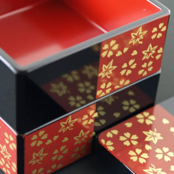 Isuke-Mini-Jubako-Japanese-Tiered-Box-Lacquered-Wooden-Box-4-2025-08-14T07:12:30.647Z.jpg