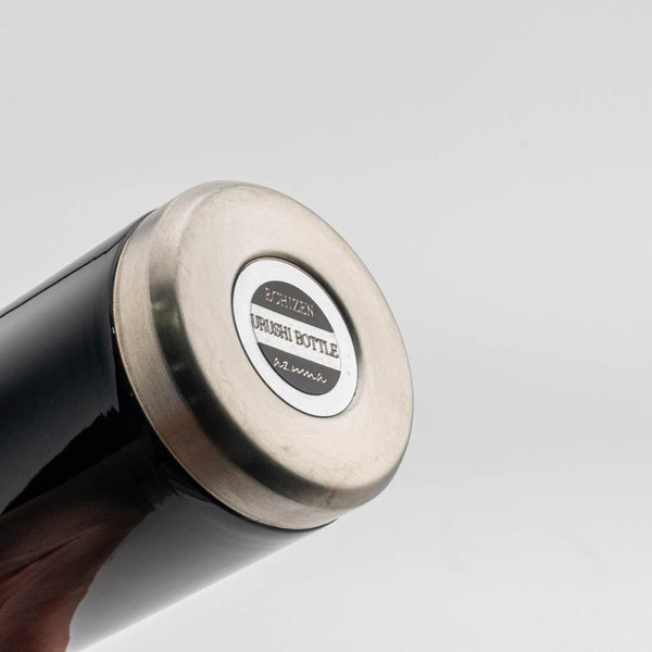 Isuke-Reusable-Slim-Stylish-Steel-Water-Bottle-Black-Lacquer-300ml-2-2025-10-23T01:00:46.274Z.jpg