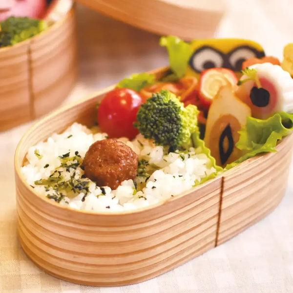 Isuke-Wood-Bento-Box-Japanese-Lunchbox-Seigaiha-Wave-Pattern-3-2026-03-12T07:55:18.123Z.webp