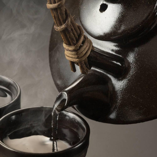 Iwachu-Cast-Iron-Sake-Cup-With-Black-Interior-Enamel-3-2025-07-17T00:54:59.631Z.jpg
