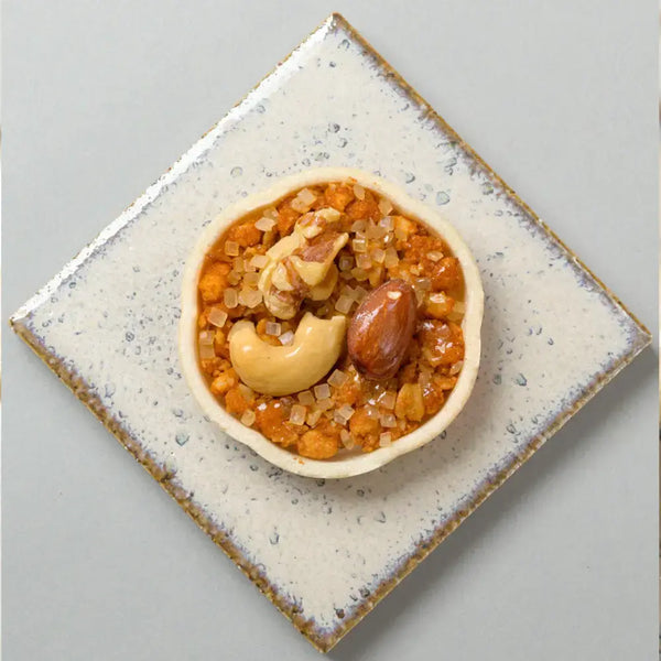 Kahou-Sala-Sanraku-Crispy-Wafer-With-Caramel-Butter-and-Nuts-1-Piece-4-2026-03-02T05:01:20.216Z.webp