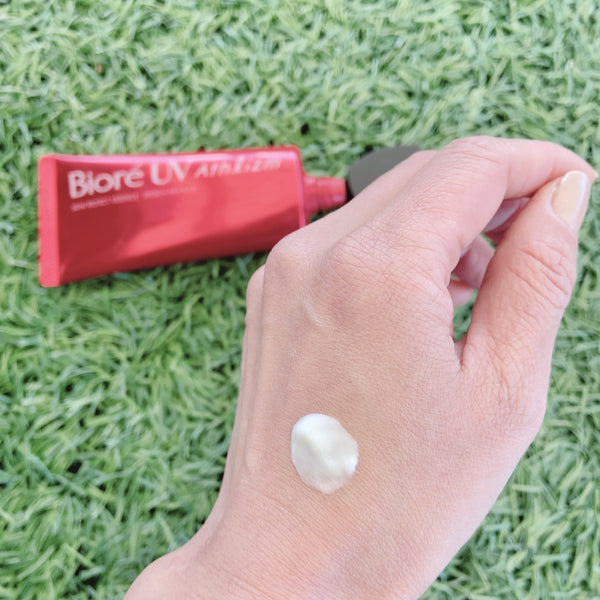 Kao-Biore-UV-Athlizm-Skin-Protect-Essence-Sunscreen-SPF50+-PA++++-70g-3-2024-01-10T00:58:35.888Z.jpg