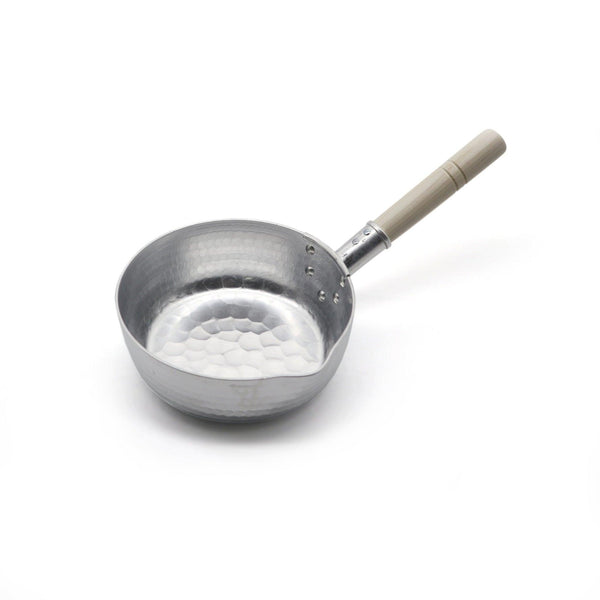Kiya-Lightweight-Yukihira-Pot-Hammered-Aluminum-Saucepan-1-5L-1-2025-12-25T08:44:44.688Z.jpg