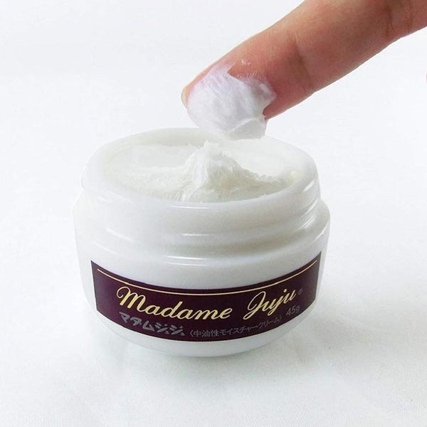Kobayashi-Madame-Juju-Moisturizing-Skin-Cream-Powdery-Scent-45g--2-2025-12-23T00:19:23.123Z.jpg
