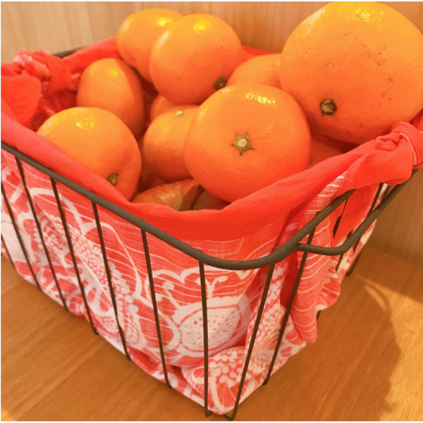 Kotonowa-Furoshiki-Heini-Riitahuhta-Design-Cotton-Wrapping-Cloth-50cm-4-2025-05-20T07:01:12.738Z.jpg