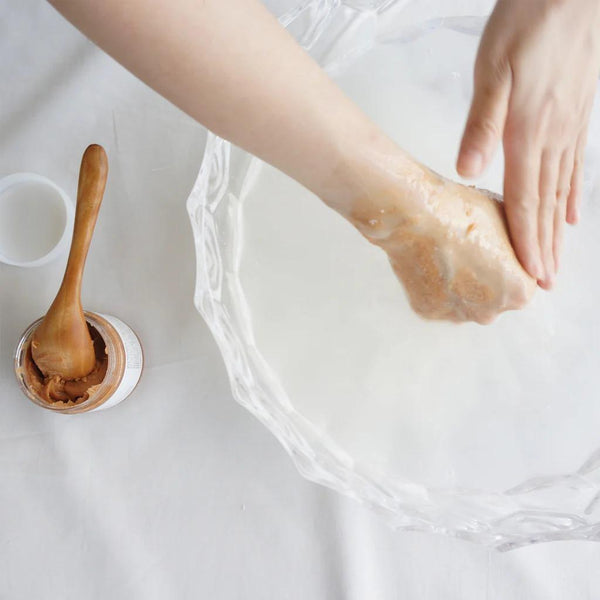 Leaf-and-Botanics-Japanese-Body-Scrub-Sugar-155g-3-2025-08-25T02:14:22.774Z.jpg