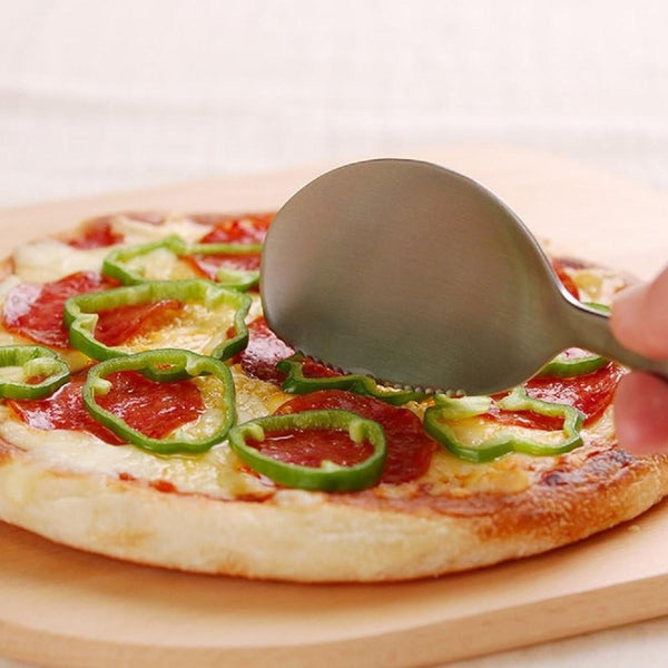 Leye-Scooping-Knife-Serrated-Edge-Serving-Spoon-210mm-3-2025-04-16T02:55:31.274Z.jpg