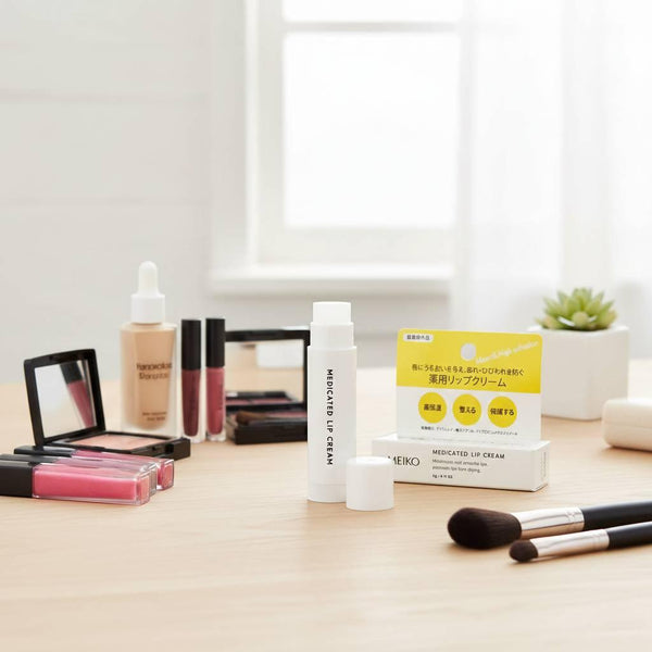 Meiko-Lip-Balm-Moisturizing-Care-for-Dry-and-Chapped-Lips-3g-2-2025-12-24T00:26:31.471Z.jpg