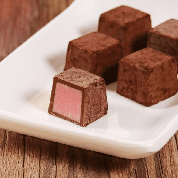 Meltykiss-Strawberry-Soft-Melting-Choco-Strawberry-Cubes-53g-Pack-of-3-2-2025-11-28T03:54:18.753Z.jpg