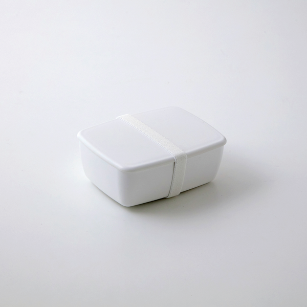Minimalist White Microwaveable Bento Lunch Box Big Capacity 600ml