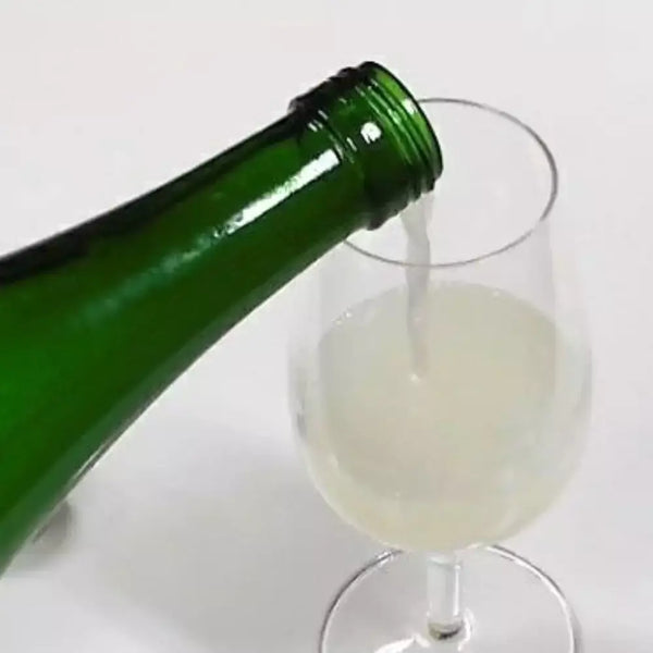 Nakakumi-Junmai-Nigorizake-Unpasteurized-Sparkling-Sake-300ml-2-2025-10-14T09:33:19.211Z.webp