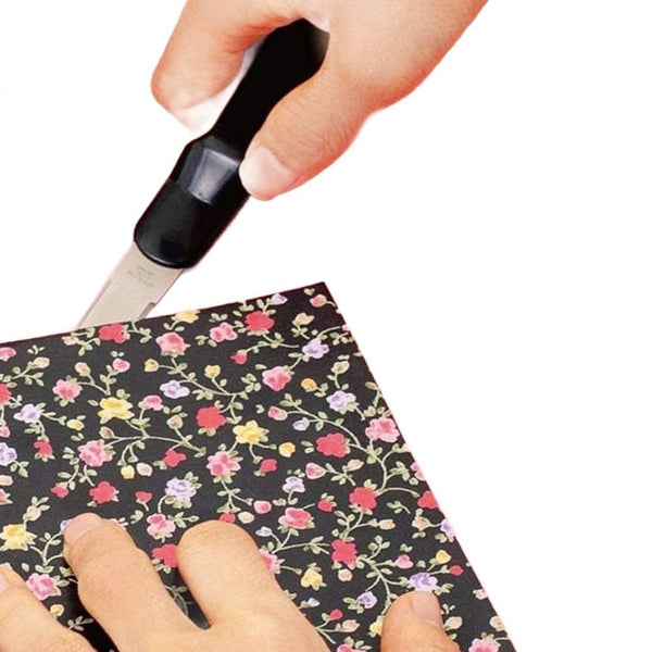 Nikken-Flexible-Paper-Knife-Stainless-Steel-Blade-With-Safety-Cap-220mm-2-2025-10-01T06:50:51.350Z.jpg