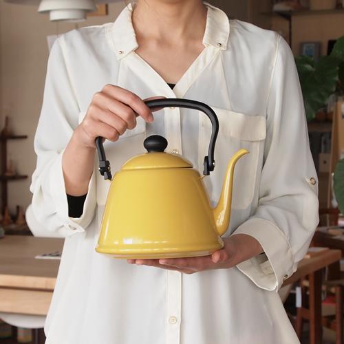 Noda-Horo-Drip-Kettle-II-Retro-Enamel-Gooseneck-Kettle-Yellow-2L-3-2025-10-05T08:40:27.288Z.jpg