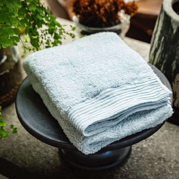 Oboro-Eco-Friendly-Absorbent-Face-Towel-For-Sensitive-Skin-32x90cm-2-2025-09-11T03:38:32.552Z.jpg