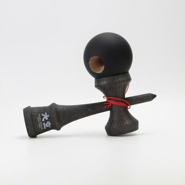 Ozora-Kendama-Handmade-JKA-Certified-Cup-And-Ball-Toy-All-Black-2-2025-12-26T01:14:40.258Z.jpg