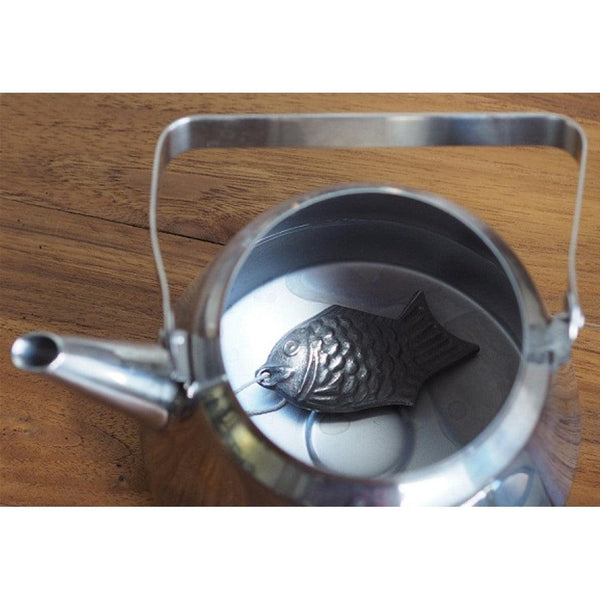 P-4-TORB-KNKTAI-1-Toribe Tetsu no Kenko Tai Cast Iron Fish for Cooking.jpg