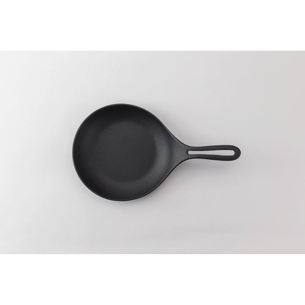 P-5-IWCH-OMLPAN-24601-Iwachu Nambu Cast Iron Omelette Frying Pan 24cm 24601.jpg