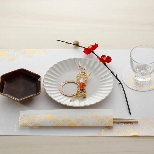 Paper-Placemats-Elegant-Gold-Foil-Seigaiha-Wave-Pattern-3-Sheets-2-2025-08-04T03:55:44.924Z.jpg