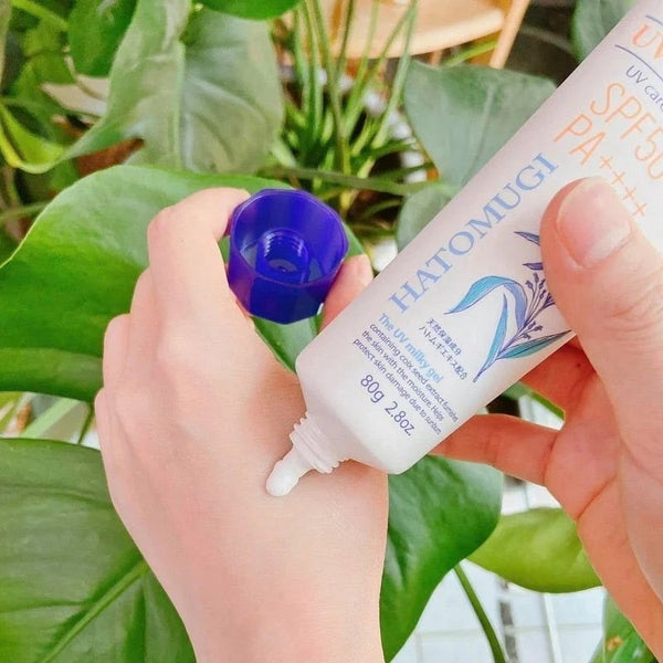 Reihaku-Hatomugi-Job-s-Tears-UV-Milky-Sunscreen-Gel-SPF50+-PA++++-80g-2-2024-08-19T03:50:59.121Z.jpg