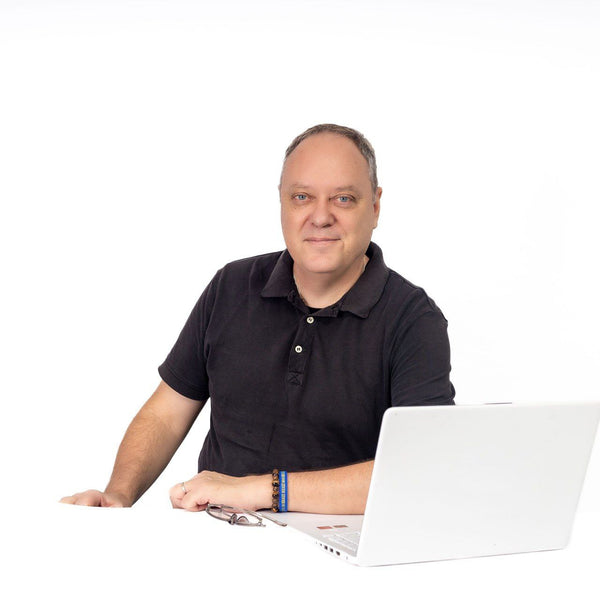 Roger_Author_Bio