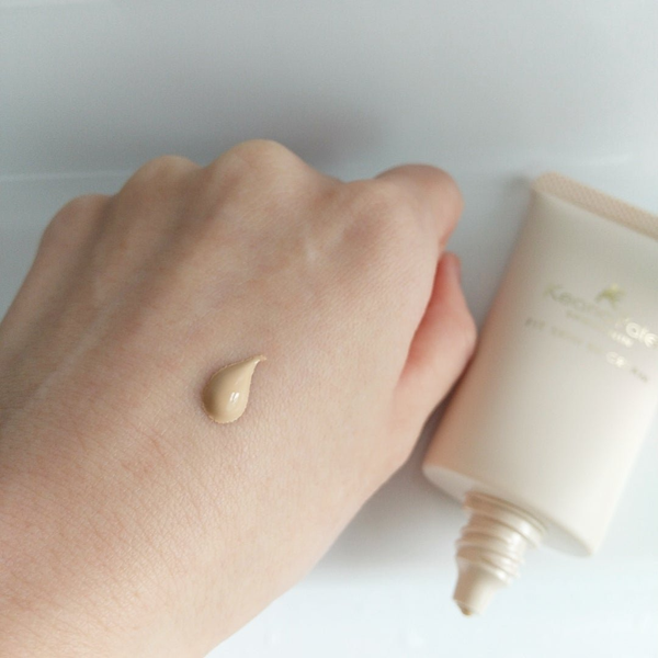 Sana-Keana-Pate-Fit-Skin-BB-Cream-Light-Natural-Finish-SPF50+-30g-4-2025-07-29T02:53:59.390Z.png