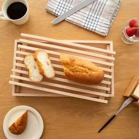 Shimanto-Hinoki-Cypress-Bread-Cutting-Board-4-2025-08-14T07:22:57.484Z.webp