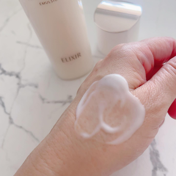 Shiseido-Elixir-Bouncing-Moisture-Emulsion-Anti-Aging-Face-Milk-130ml-2-2026-01-14T00:26:28.205Z.png