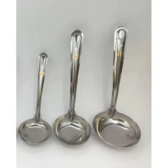 Stainless-Steel-Metal-Soup-Ladle-with-Hook-3-Sizes-1-2025-12-29T02:08:52.036Z.webp