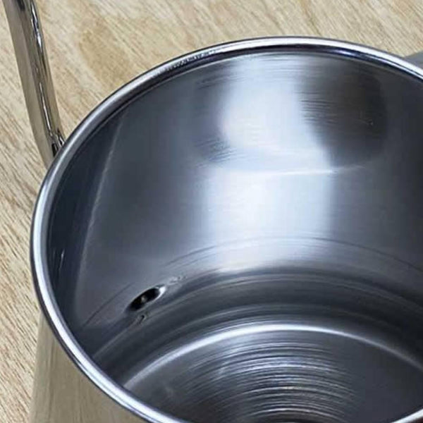Takahiro-Pour-Over-Coffee-Drip-Kettle-0-9L-6-2025-08-28T02:57:28.169Z.jpg