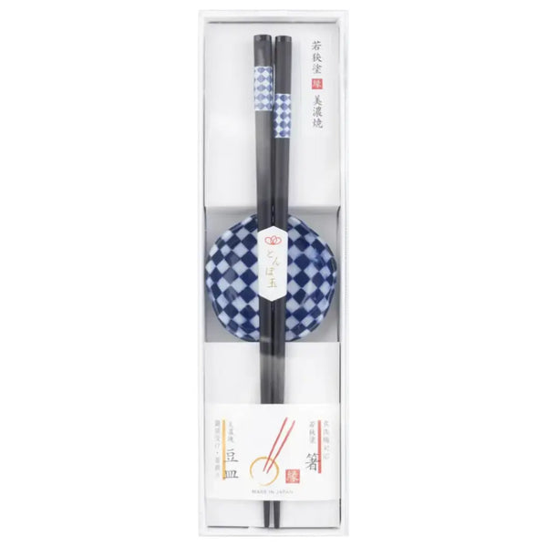 Wakasa-Laquered-Chopsticks-With-Mino-Ware-Small-Dish-Checkered-Blue-23cm-1-2025-11-25T05:20:11.487Z.webp