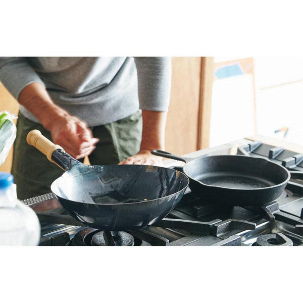 Yamada-Kogyo-Round-Bottom-Iron-Wok-with-Wooden-Handle-1-2mm-5-2026-06-04T01:39:50.390Z.jpg