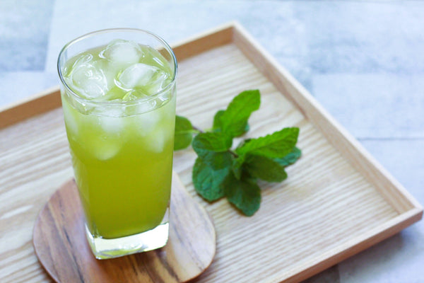 How to Make Green Tea Matcha Highball (Matcha Cocktail Recipe)