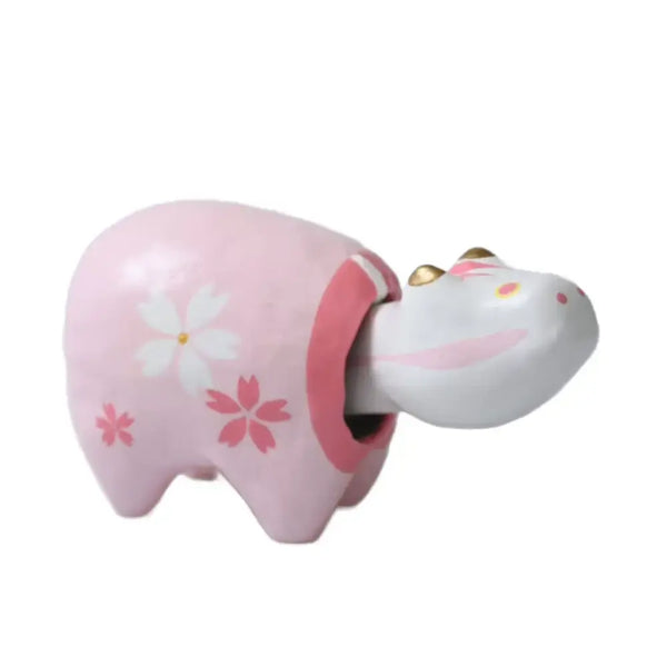 Akabeko-Sakura-Pink-Lucky-Cow-Figurine-Handcrafted-Home-Decor-3-2026-05-14T08:20:32.535Z.webp