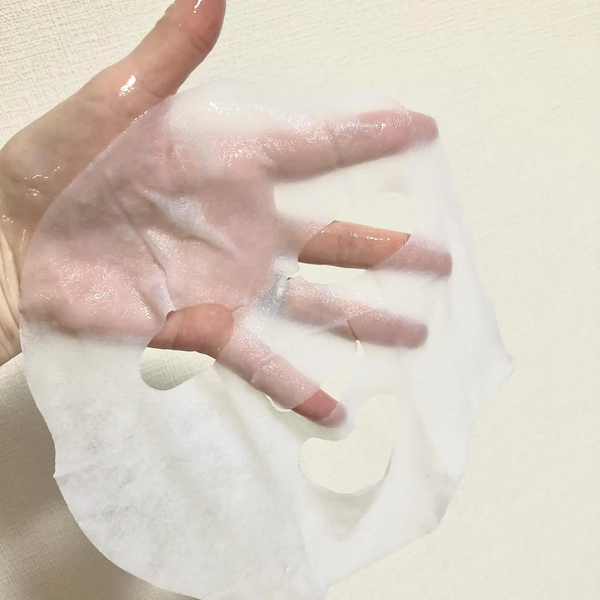 Axxzia-Beauty-Force-Treatment-MW-Hydrating-and-Glowing-Face-Mask-7-Sheets-6-2025-08-26T23:14:17.983Z.png